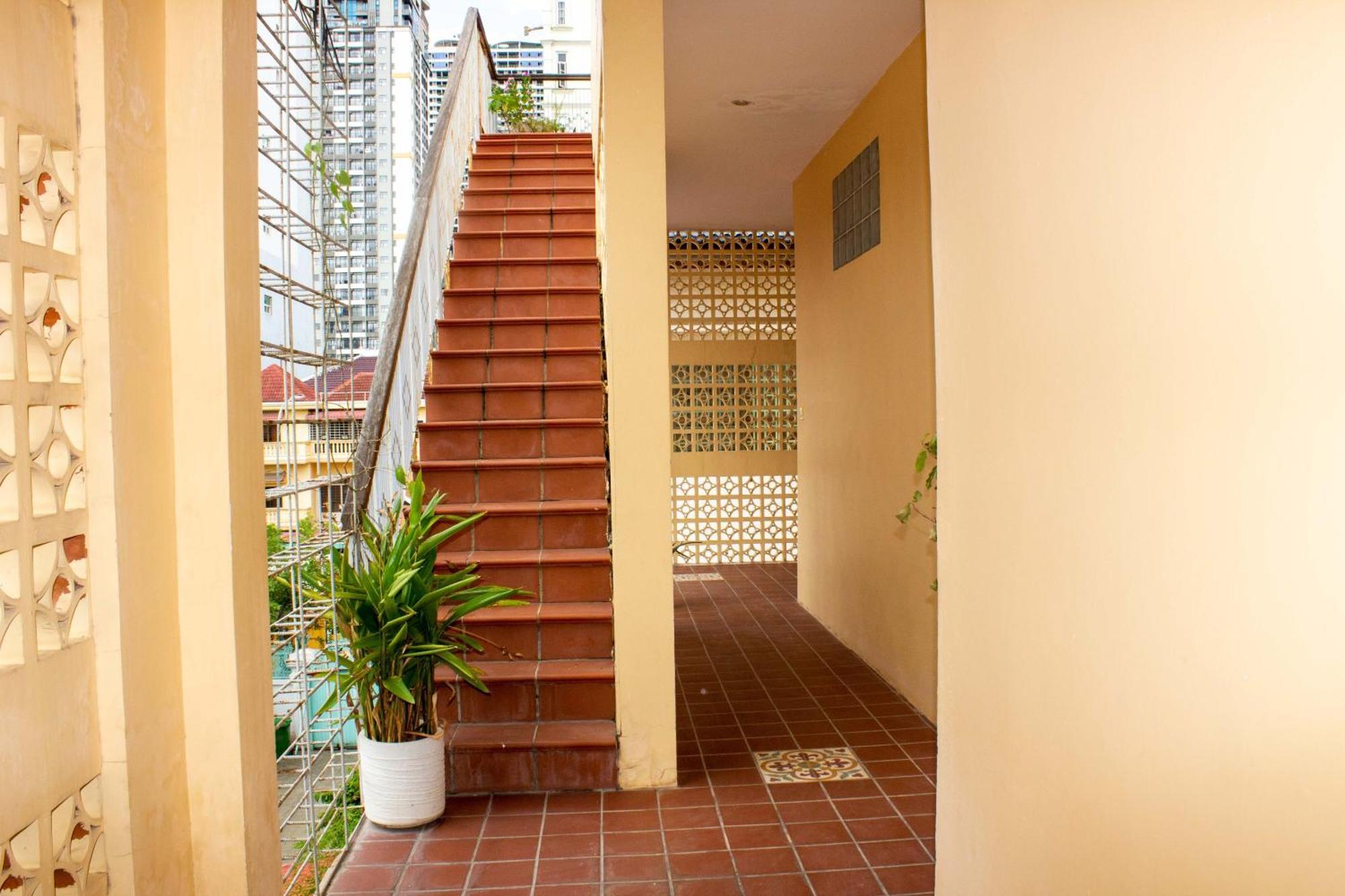 House Boutique Eco Hotel Phnom-Penh Buitenkant foto