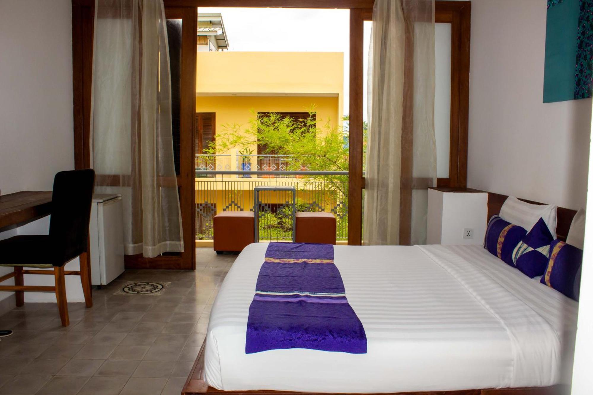 House Boutique Eco Hotel Phnom-Penh Buitenkant foto