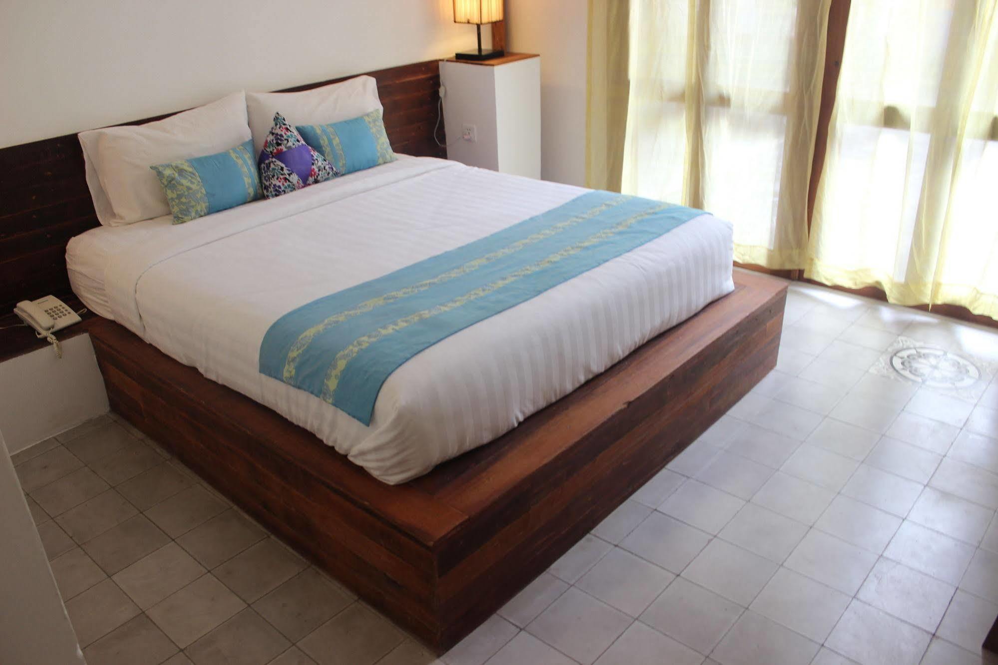 House Boutique Eco Hotel Phnom-Penh Buitenkant foto
