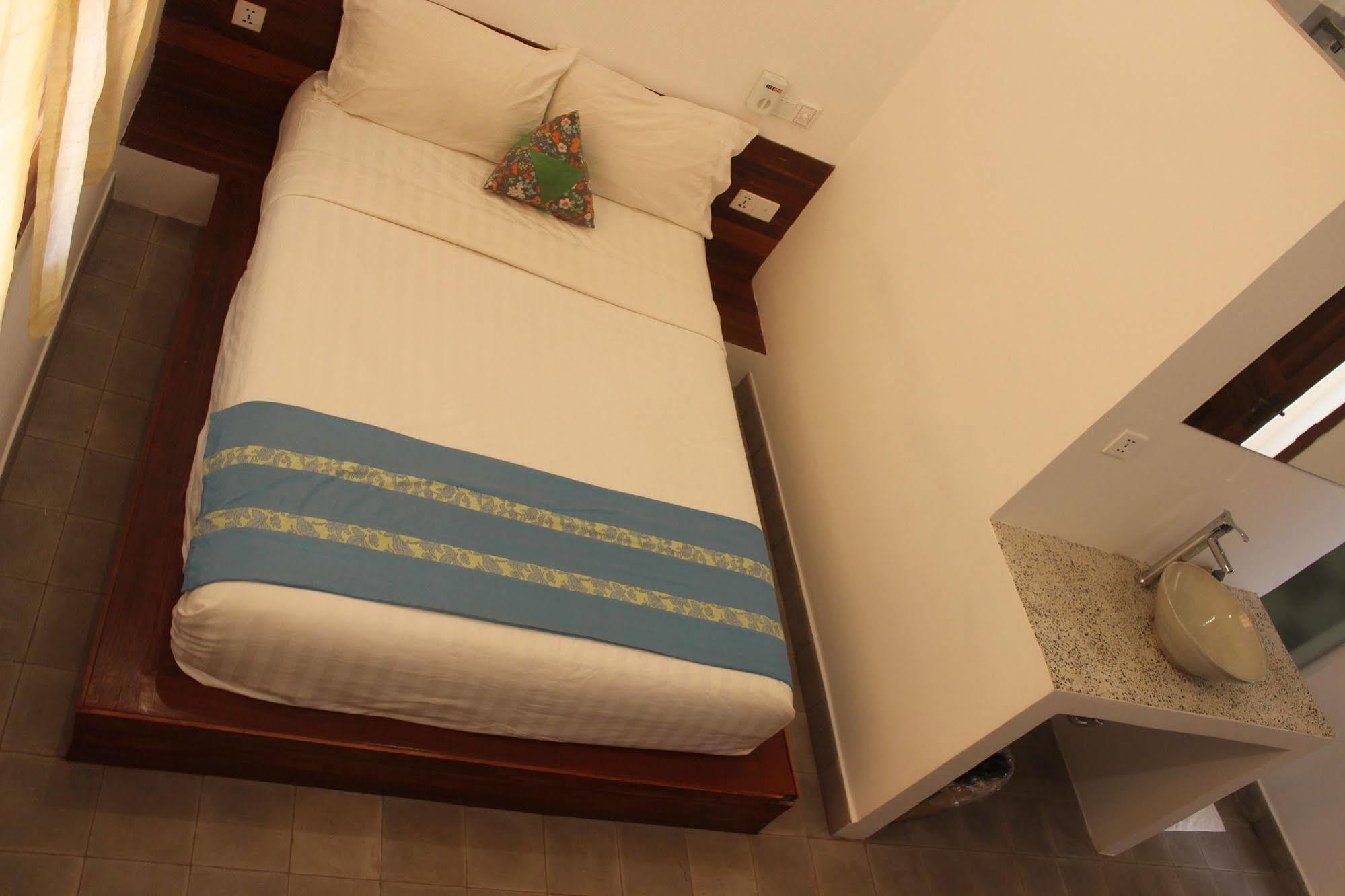 House Boutique Eco Hotel Phnom-Penh Buitenkant foto
