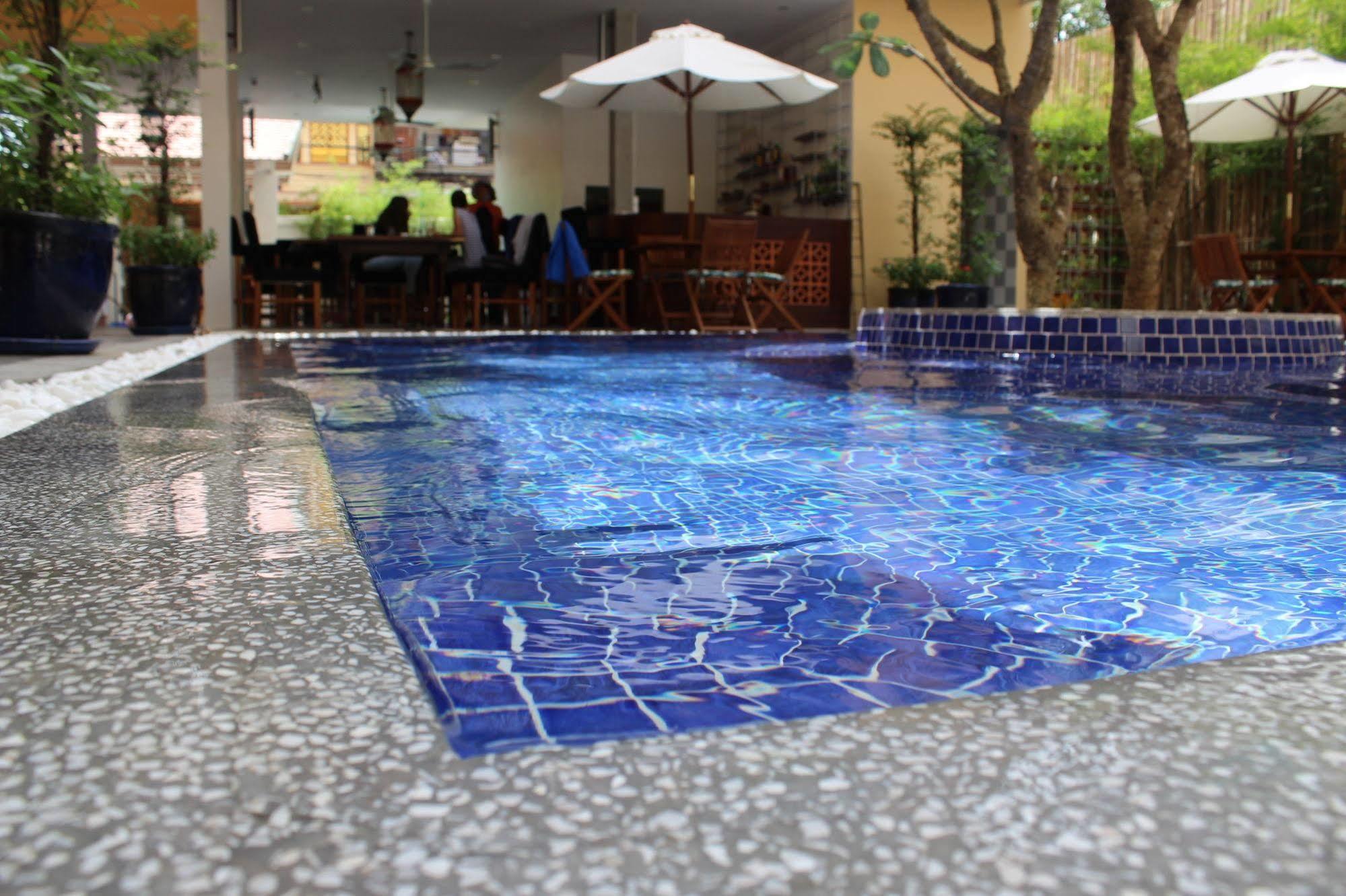 House Boutique Eco Hotel Phnom-Penh Buitenkant foto